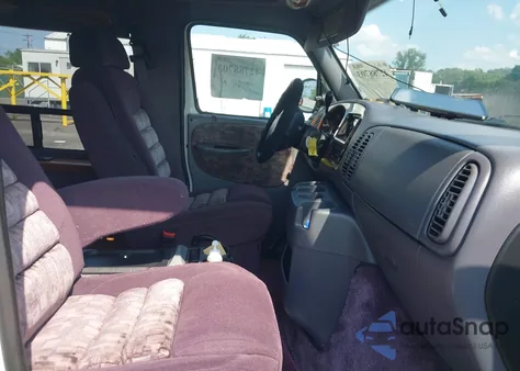 2000 Dodge Ram Van 1500 Conversion из США, поврежденный, VIN 2B6HB11Y4YK164096